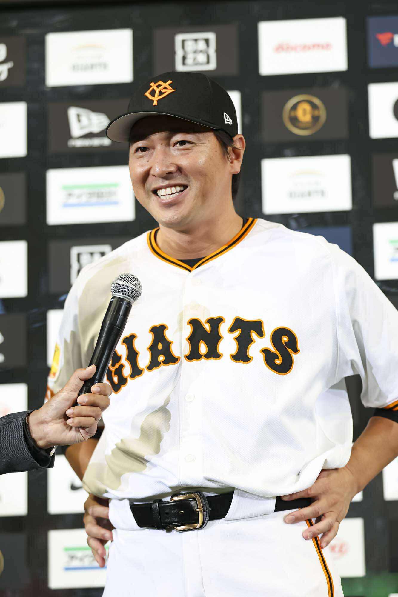 山口鉄也投手がチームに引退の挨拶 | 読売ジャイアンツ（巨人軍）公式