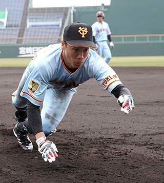 ジャイアンツTシャツ非売品 高橋由伸 松井秀喜 清原和博 - メルカリ