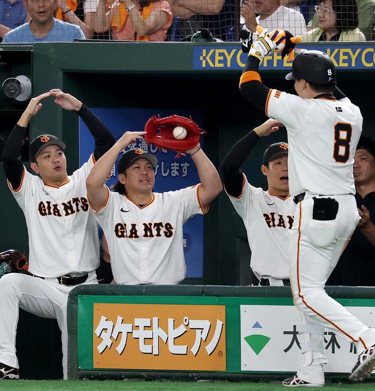 丸 佳浩 | 選手情報 | 読売ジャイアンツ（巨人軍）公式サイト