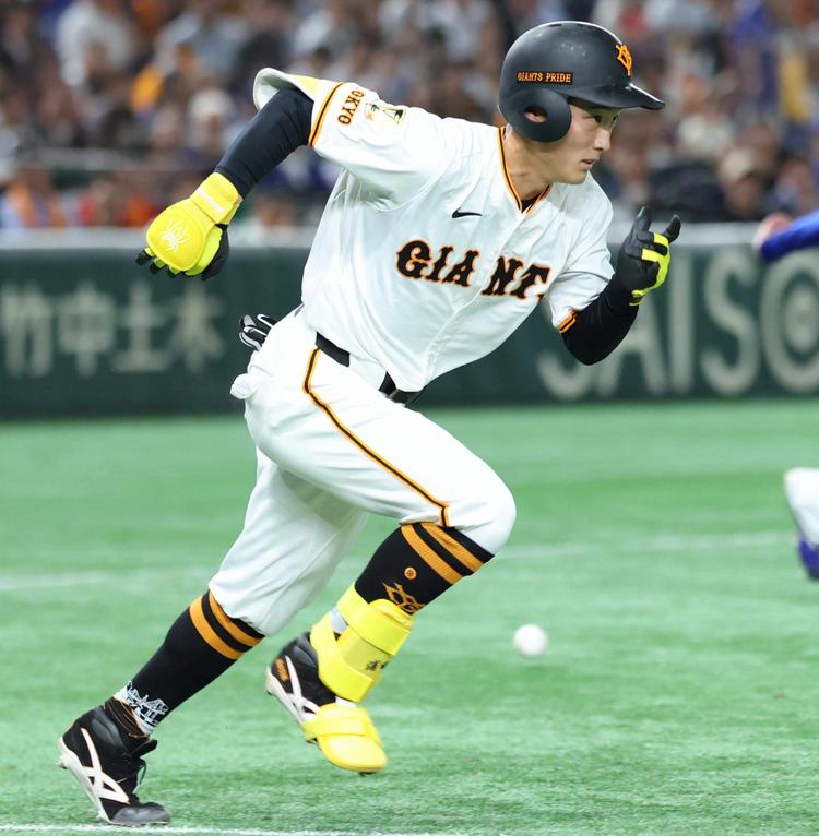 浦田 俊輔 | 選手情報 | 読売ジャイアンツ（巨人軍）公式サイト