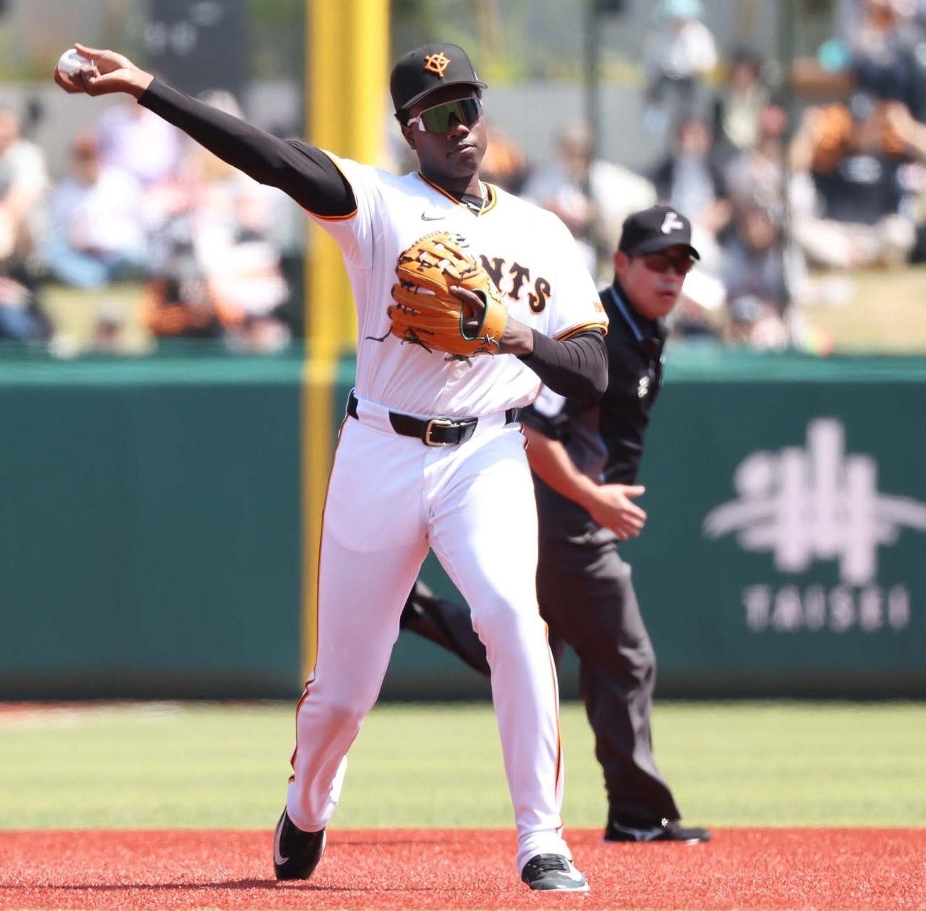 2023イースタン・リーグ公式戦 7.16 (日) 帯広　日ハムVS巨人　内野A自由席　大人3枚  ばら売り可 7/15(土)釧路・16(日)帯広開催直前情報 | 北海道日本ハムファイターズ