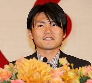 背番号18”杉内投手が入団会見「18勝超えたい」 | 読売ジャイアンツ