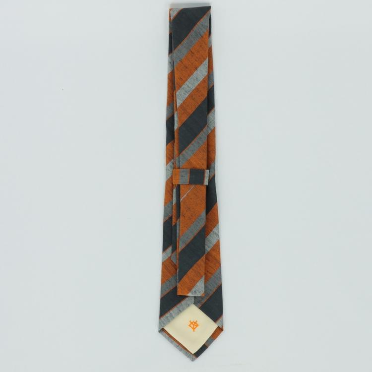 東京の伝統工芸とコラボレーション、第三弾は「多摩織」ネクタイ