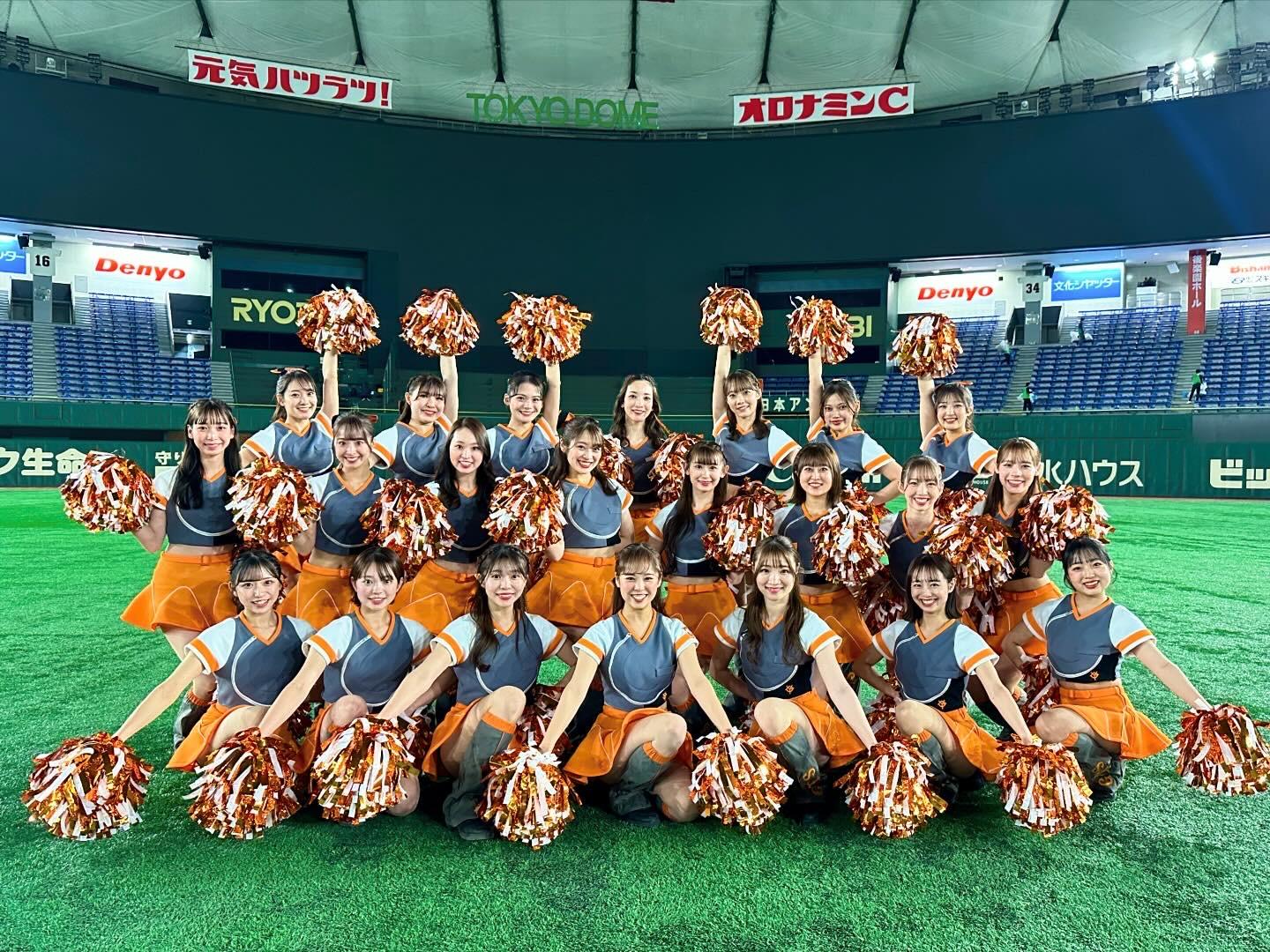 読売巨人軍　下敷き ジャイアンツ Amazon.co.jp: 坂本勇人 下敷き 読売巨人軍 ジャイアンツ プロ野球