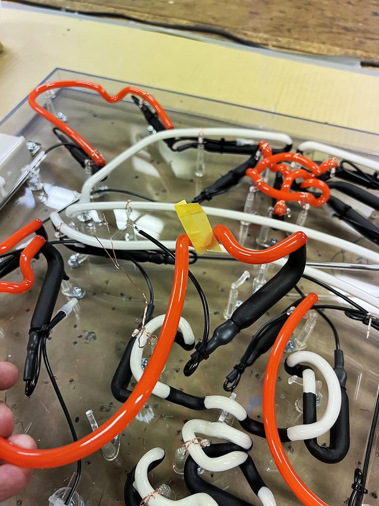 8月22日～24日は「TOKYOシリーズ」 ジャビット＆つば九郎のネオン