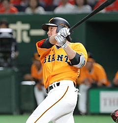 長野久義選手が7月度「月間アットホームヒーロー賞」を受賞 長野久義選手が7月度「月間アットホームヒーロー賞」を受賞