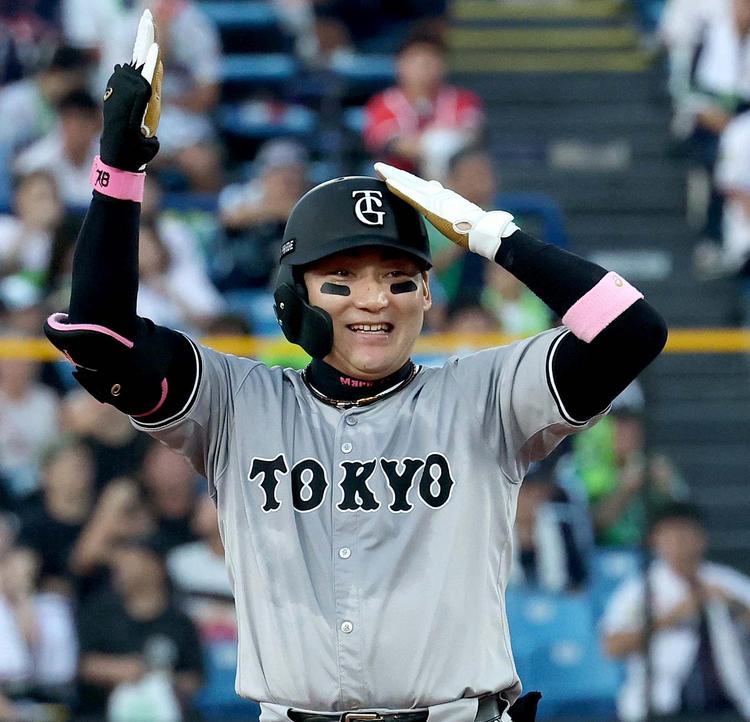 巨人ジャイアンツ　丸選手 丸佳浩 - Wikipedia