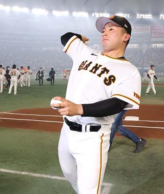 秋広選手・浅野選手GIANTS サイン入り野球ボール　ジャイアンツ 秋広選手・浅野選手GIANTS サイン入り野球ボール ジャイアンツ