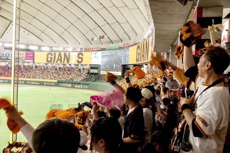 読売ジャイアンツ - 2019ジャイアンツファンフェスタ　シーズンシートオーナー用当日引換券　2枚 シーズンシートオーナー限定「選手交流会」 高梨・大勢両投手が