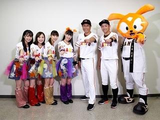ももいろクローバーZ ジャイアンツ　コラボ　ユニフォーム　10周年記念 ももいろクローバーZ ジャイアンツコラボユニフォーム10周年記念