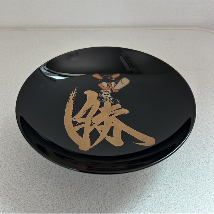 読売巨人軍　缶バッジ 25個セット】缶バッジ、ピンバッジ、キーホルダー読売