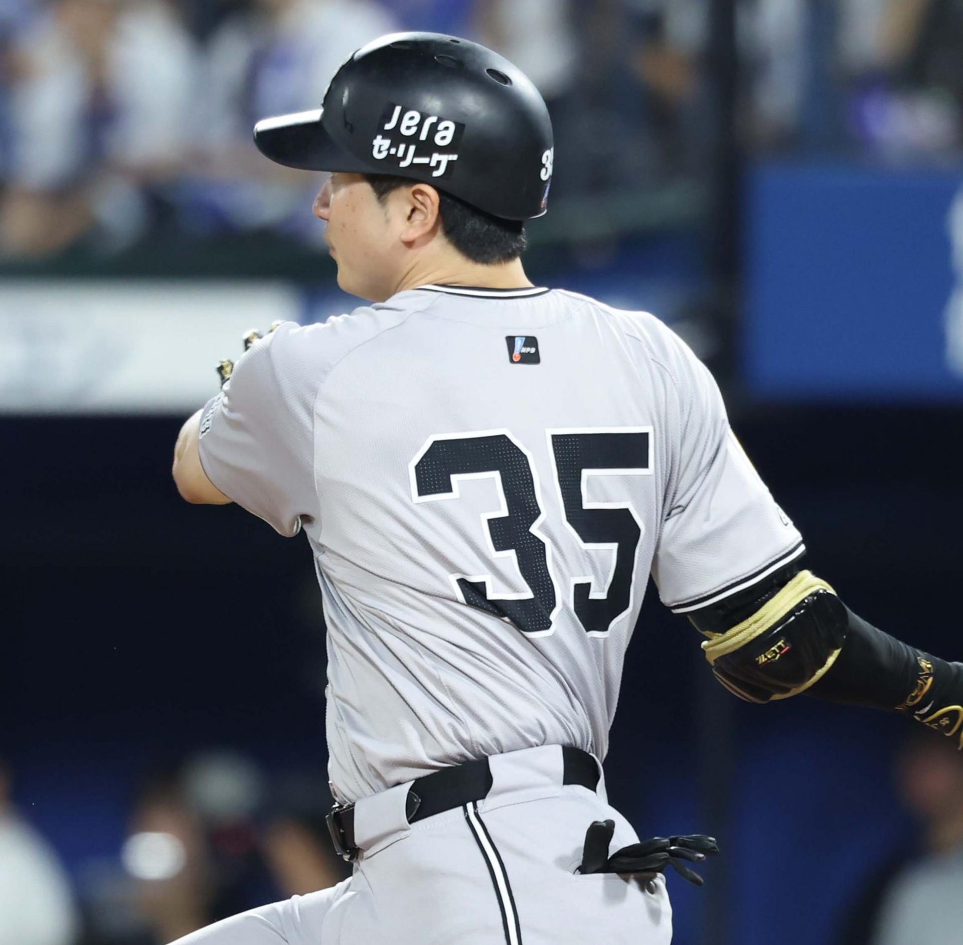 泉口 友汰 | 選手情報 | 読売ジャイアンツ（巨人軍）公式サイト