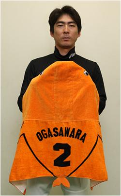 【読売ジャイアンツ 巨人】小笠原選手 ビジターユニホーム☆プレミア☆ レア商品 読売ジャイアンツユニフォーム(小笠原道大選手ビジター