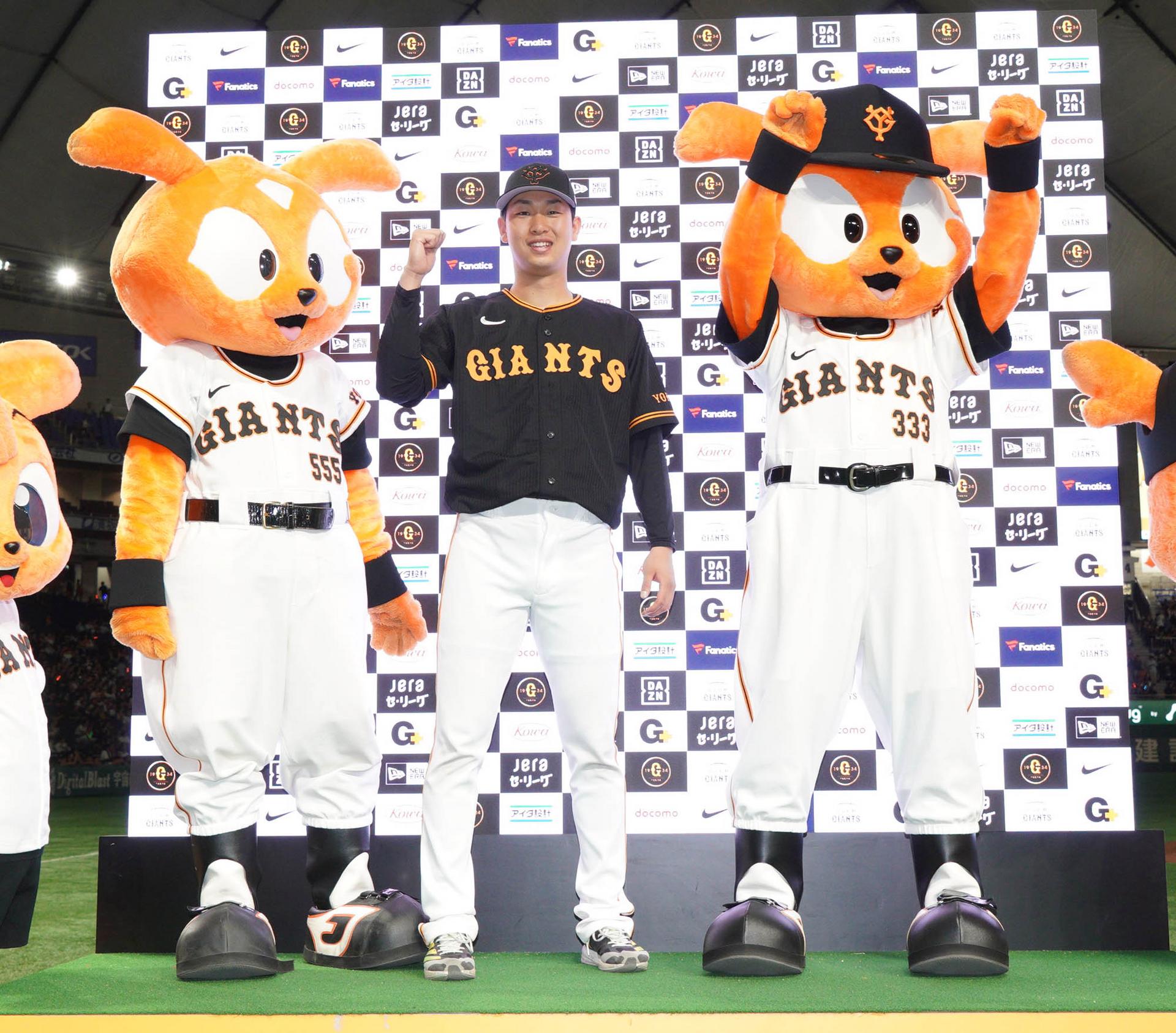 東京ドーム 4 13（土）巨人vs 広島チャンピオンシート通路側ペア
