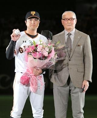 ファンフェスタで「高橋由伸現役引退・監督就任セレモニー ファンフェスタで「高橋由伸現役引退・監督就任セレモニー