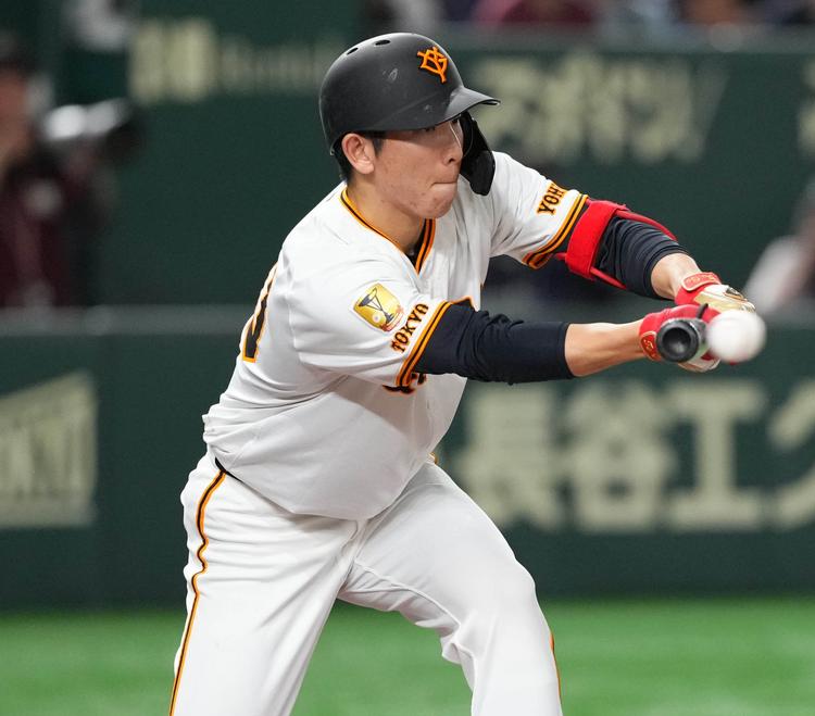 読売ジャイアンツ 戸郷 翔征 選手 ミズノ ホーム ユニフォーム