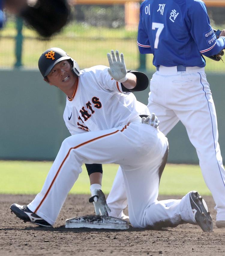 長野 久義 | 選手情報 | 読売ジャイアンツ(巨人軍)公式サイト 長野 久義 | 選手情報 | 読売ジャイアンツ(巨人軍)公式サイト