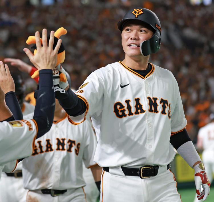 読売ジャイアンツ SAKAMOTO 6 ユニフォーム 坂本勇人選手 読売ジャイアンツ 巨人 坂本勇人 SAKAMOTO 6 ユニフォーム O
