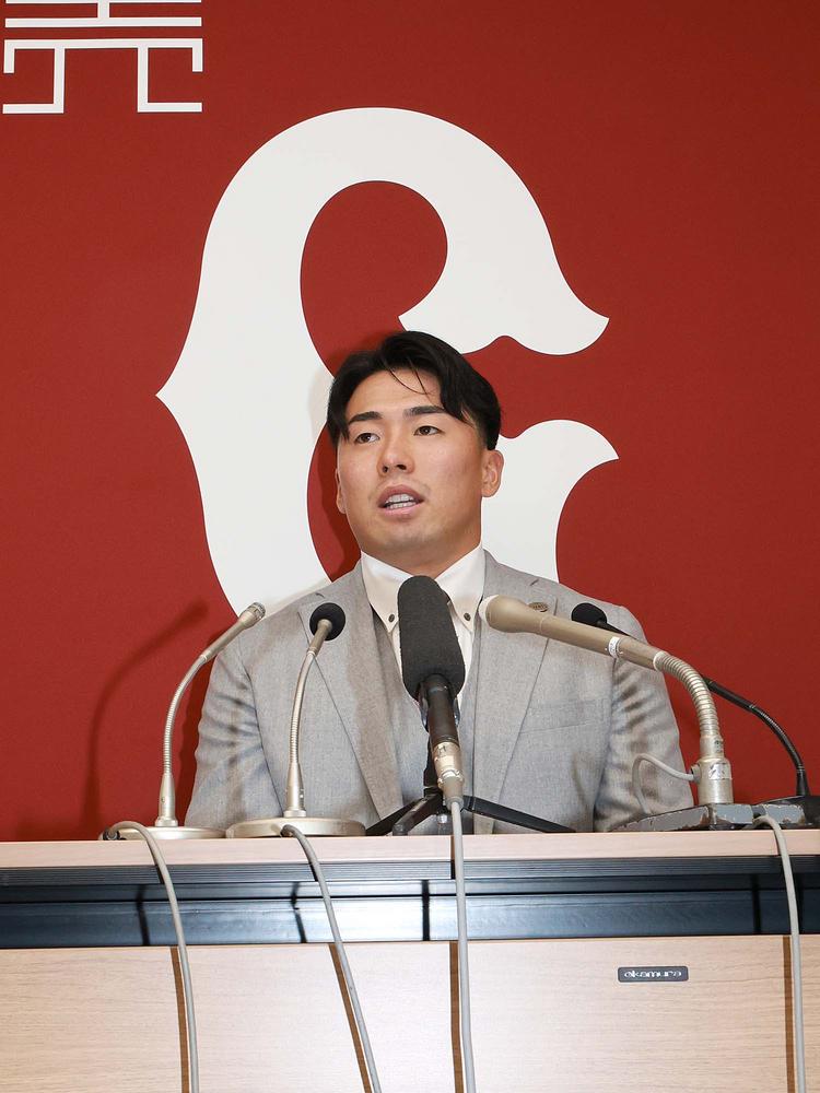 田中将、浅野選手ら4選手が契約更改 | 読売ジャイアンツ（巨人軍