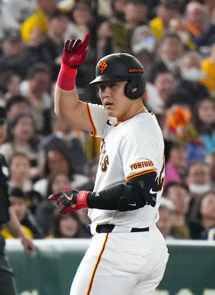 岡本 和真 | 選手情報 | 読売ジャイアンツ(巨人軍)公式サイト 岡本 和真 | 選手情報 | 読売ジャイアンツ(巨人軍)公式サイト