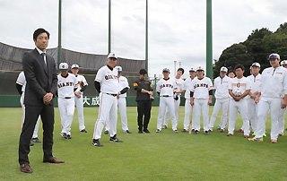 寺内選手が引退表明、チームにあいさつ | 読売ジャイアンツ