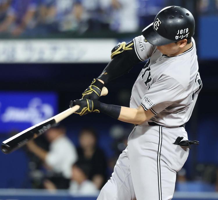 【新品未開封】泉口友汰選手　読売ジャイアンツ　巨人軍　レプリカユニフォーム　L 新品未開封】泉口友汰選手 読売ジャイアンツ 巨人軍 レプリカ