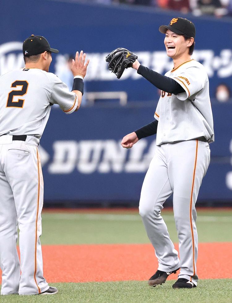 vsオリックス 3回戦 京セラD大阪 | Gフォト | 読売ジャイアンツ