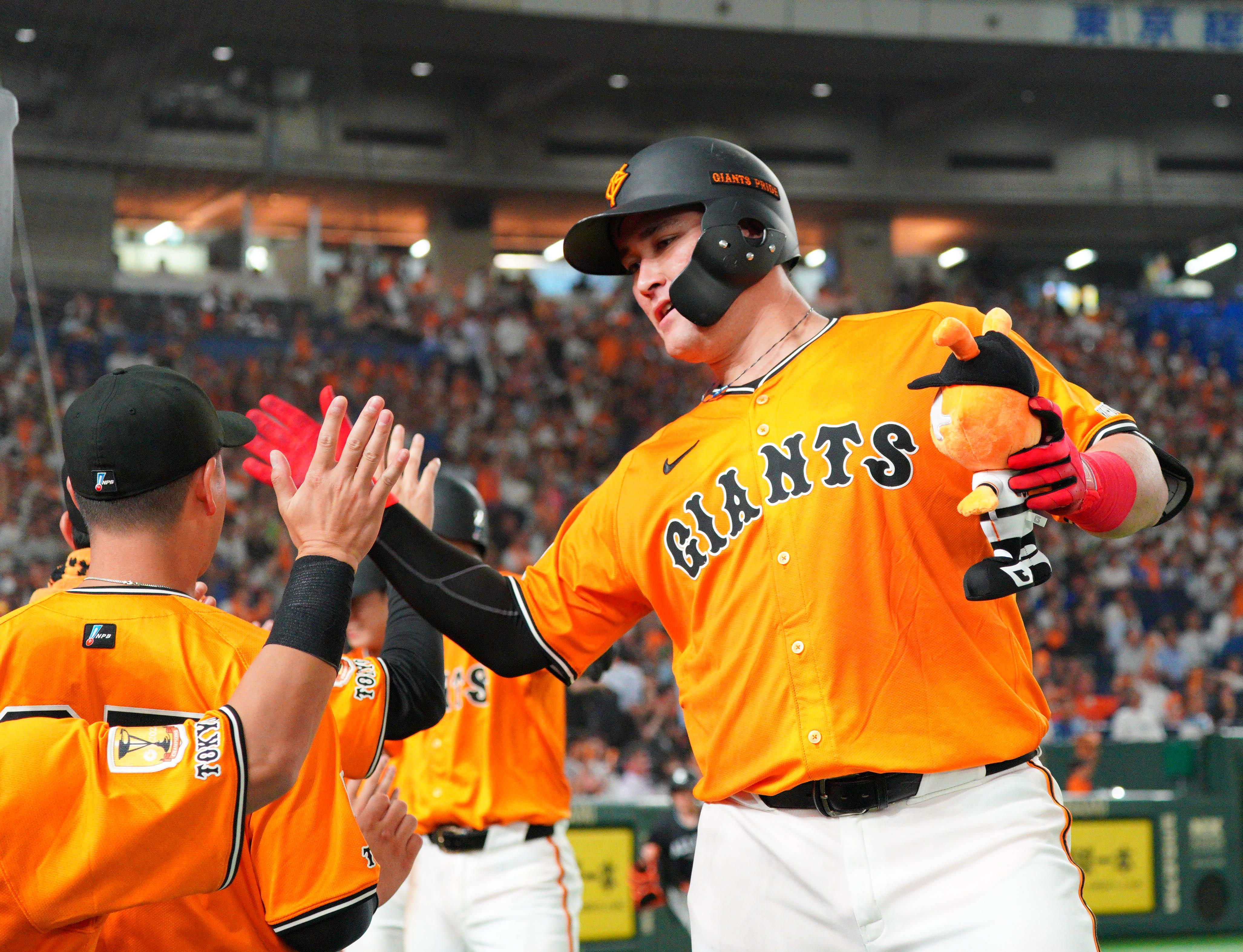 橙魂ユニホームをオークションに出品 | 読売ジャイアンツ（巨人軍