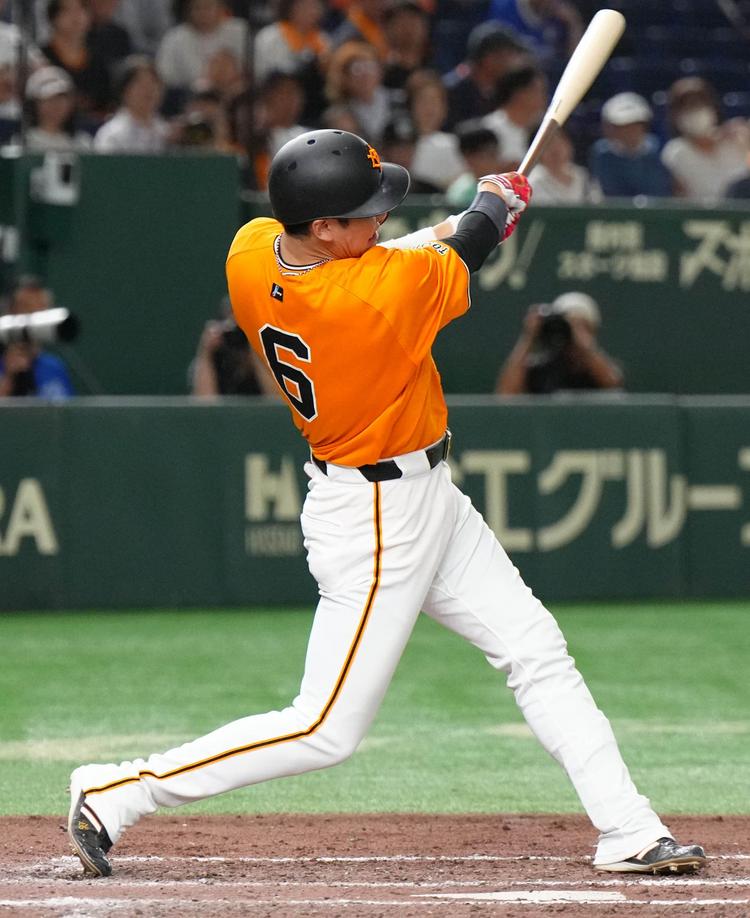 764　11日限定価格　プロ野球　坂本勇人　巨人　読売巨人軍　公式写真　フォト 764 11日限定価格 プロ野球 坂本勇人 巨人 読売巨人軍 公式写真