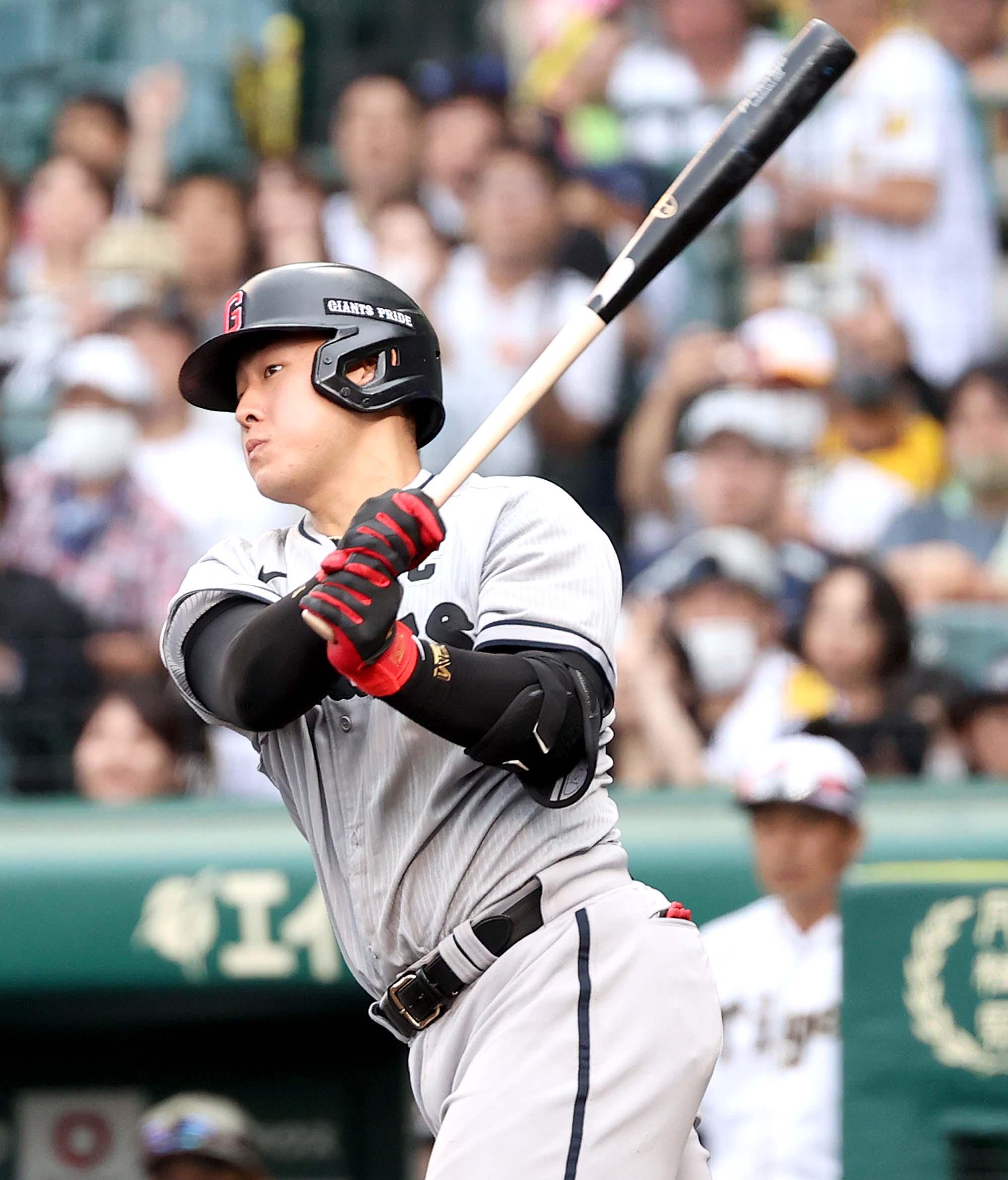 阪神VS巨人 5/28(日)通路真横 ブリーズ8段 2枚 阪神VS巨人 5/28(日)通路真横 ブリーズ8段 2枚