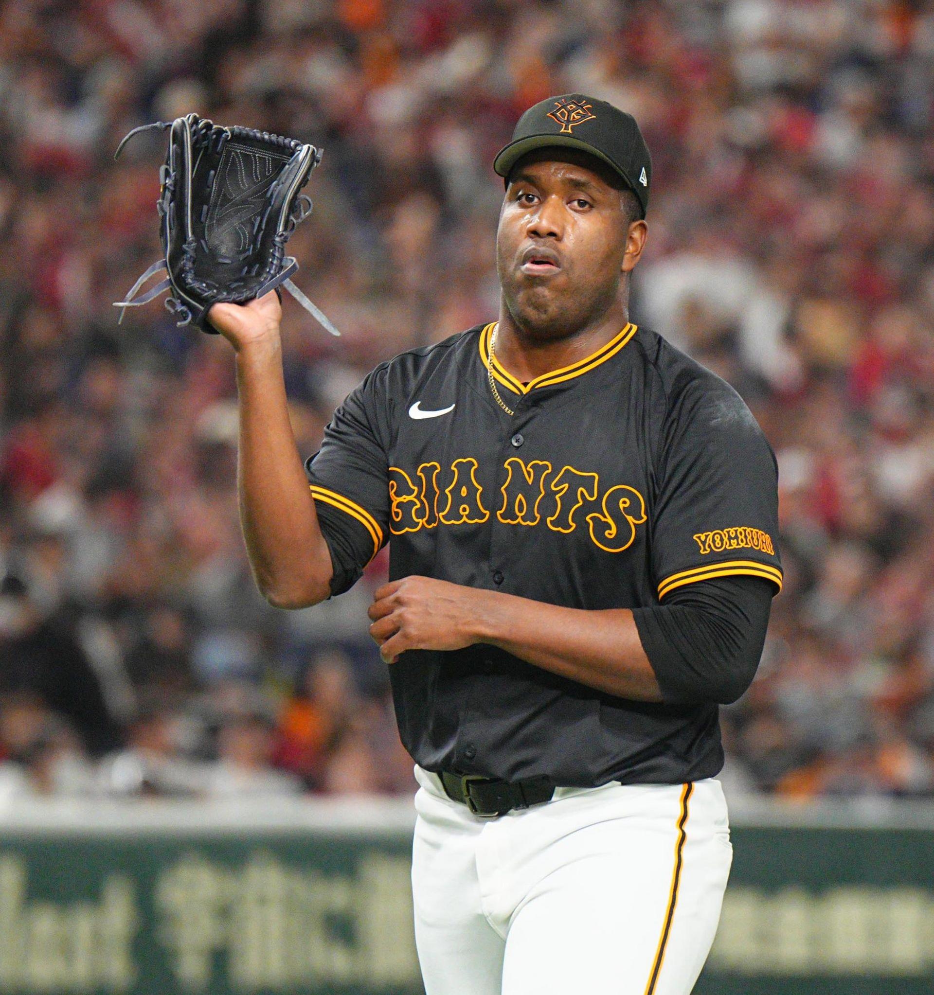 プロ野球セ・リーグ···巨人x広島戦ペアチケット 6月28日 金曜日 18