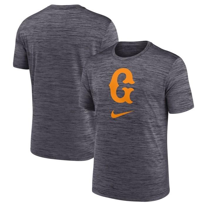 NIKE新商品販売中~選手移動用ポロシャツやファンギアTシャツ NIKE新商品販売中~選手移動用ポロシャツやファンギアTシャツ