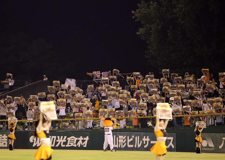 ミスター長嶋 優勝記念パネル 40×32 万歳胴上げ 長嶋茂雄/木製写真パネル/読売巨人軍/ジャイアンツ/優勝記念