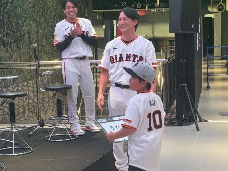 小林選手・門脇選手が登場 今季3回目のシーズンシートオーナー「選手