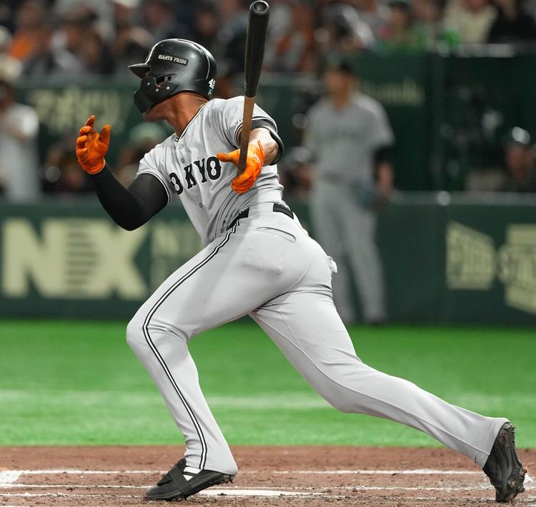 ヘルナンデス | 選手情報 | 読売ジャイアンツ（巨人軍）公式サイト