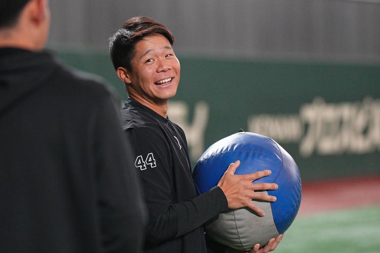 佐々木 俊輔 | 選手情報 | 読売ジャイアンツ(巨人軍)公式サイト 佐々木 俊輔 | 選手情報 | 読売ジャイアンツ(巨人軍)公式サイト