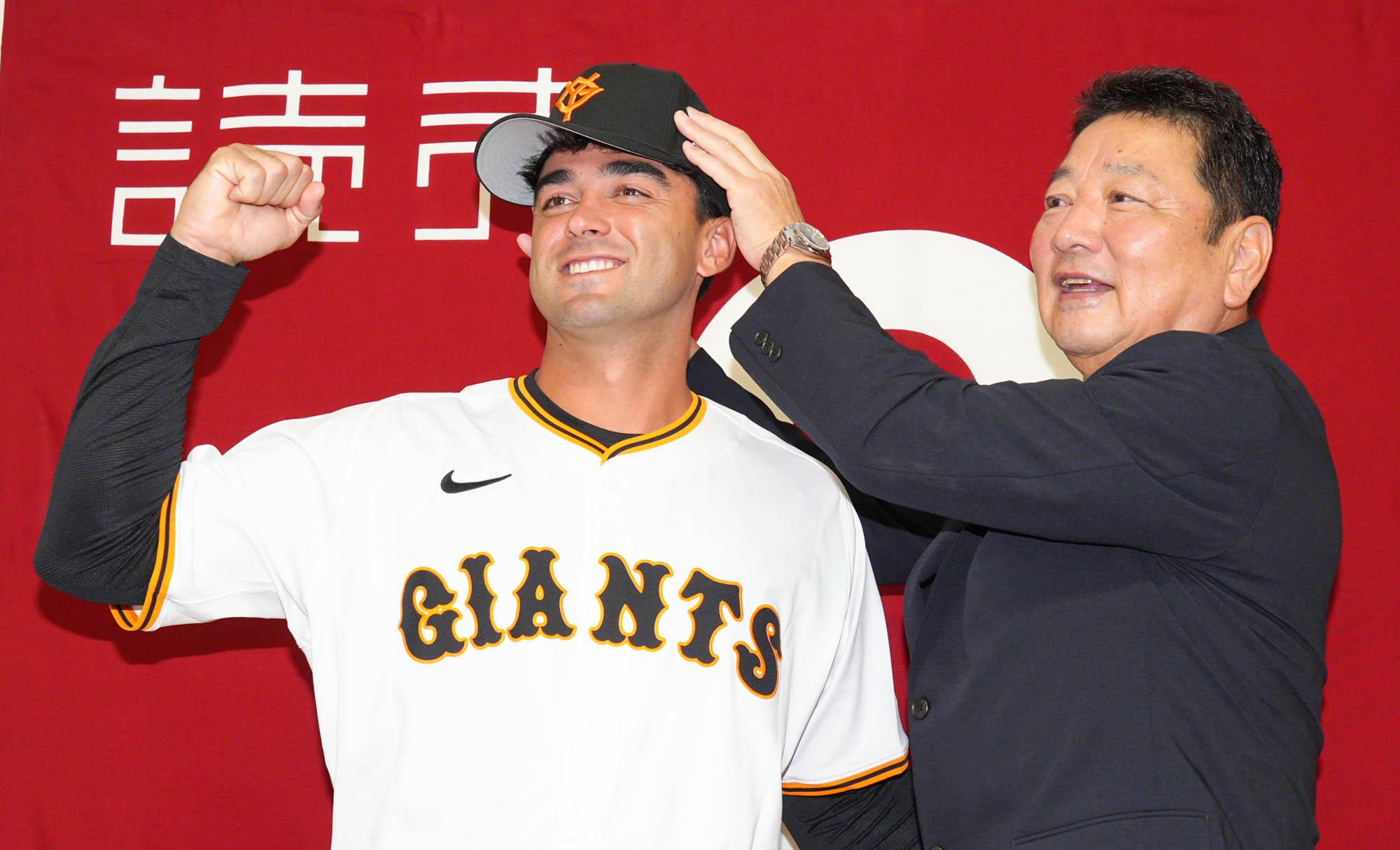 走攻守すべてに自信」 モンテス選手が入団会見 | 読売ジャイアンツ