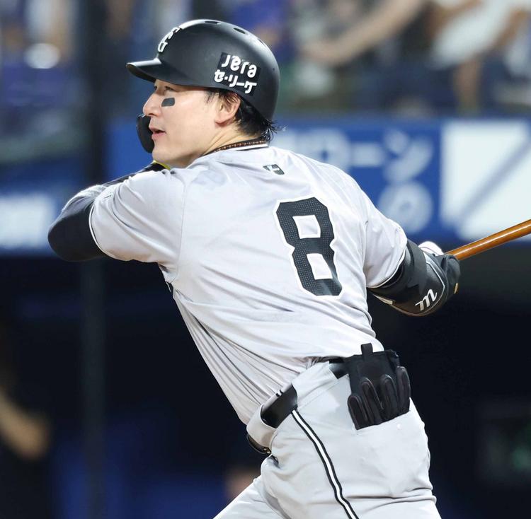 丸 佳浩 | 選手情報 | 読売ジャイアンツ（巨人軍）公式サイト