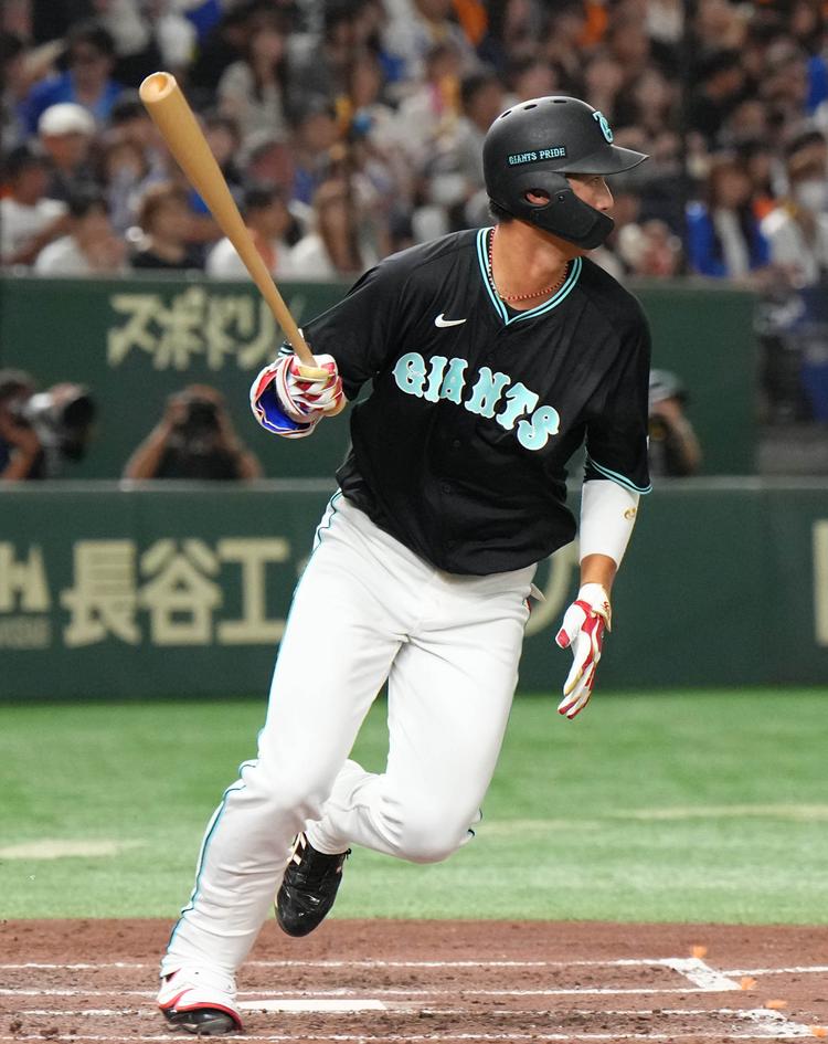 秋広 優人 | 選手情報 | 読売ジャイアンツ(巨人軍)公式サイト 秋広 優人 | 選手情報 | 読売ジャイアンツ(巨人軍)公式サイト