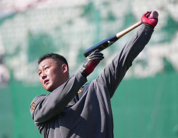 菅野投手がサイン会 | 読売ジャイアンツ（巨人軍）公式サイト