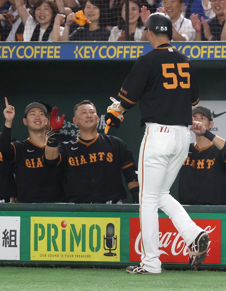 野球チケット 4/13(土) 巨人−広島戦 野球