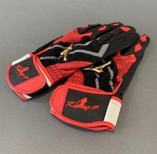 亀井善行選手「通算100本塁打」記念グッズを発売 | 読売ジャイアンツ