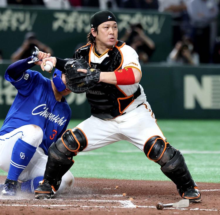 甲斐 拓也 | 選手情報 | 読売ジャイアンツ（巨人軍）公式サイト