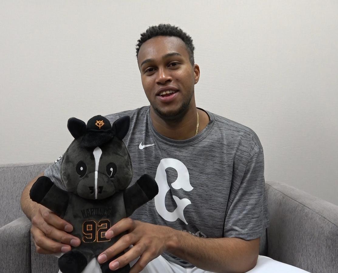 マルティネス投手のパペット「ウマルティネス」を発売 | 読売