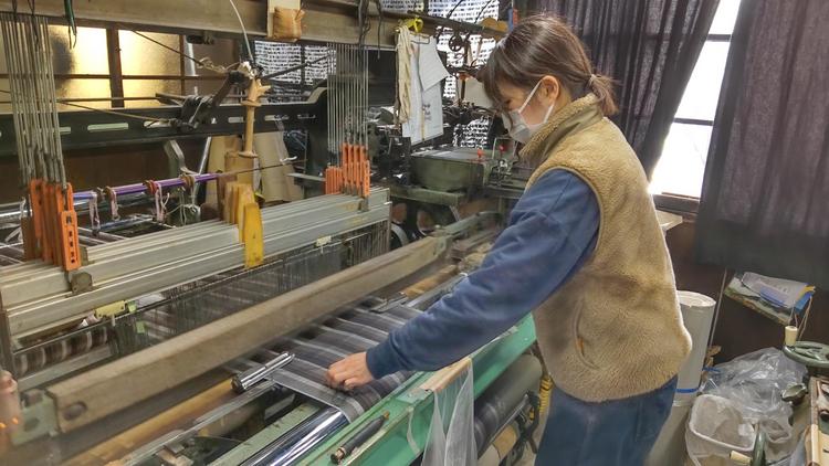 東京の伝統工芸とコラボレーション、第三弾は「多摩織」ネクタイ