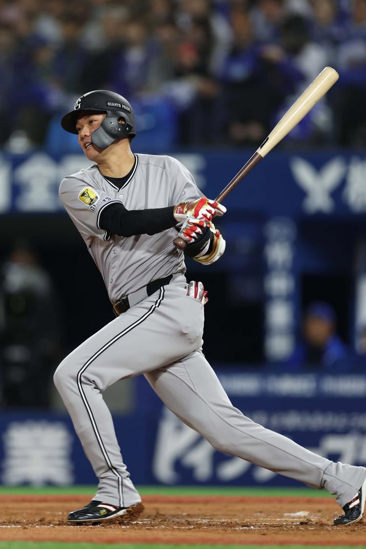 GIANTS ホームランカイト 　ジャイアンツ 6.29 DeNA] Abe, Giants, 3rd consecutive win! Nakayama, first