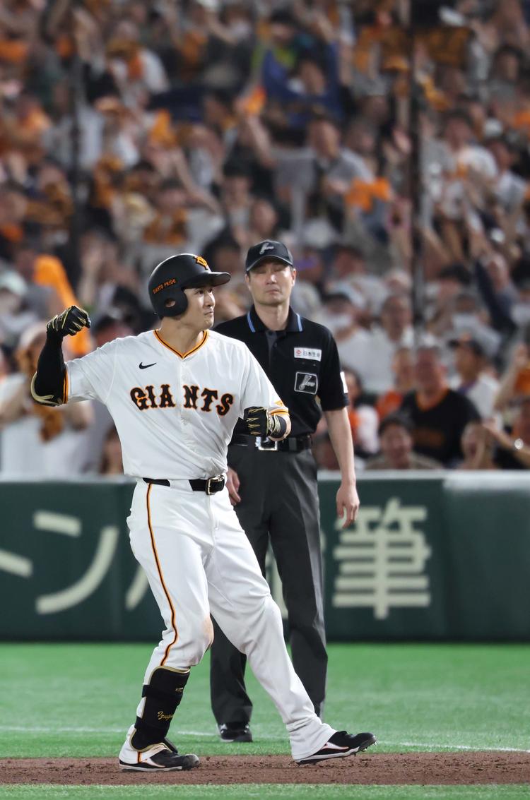 泉口友汰選手が初のベストナイン | 読売ジャイアンツ（巨人軍）公式サイト