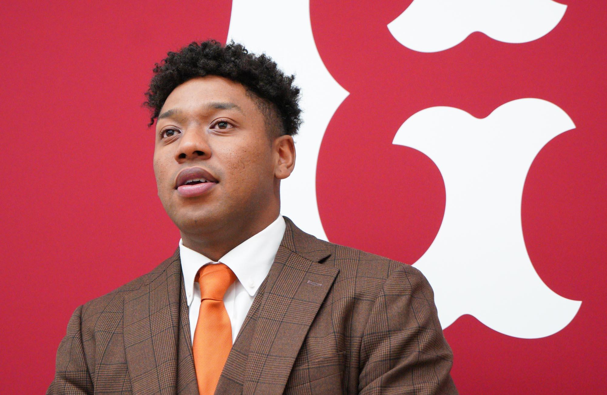 オコエ瑠偉選手ら9選手が契約更改 | 読売ジャイアンツ（巨人軍）公式サイト