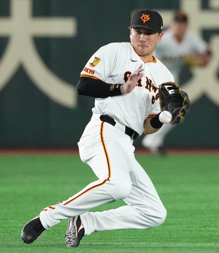 泉口 友汰 | 選手情報 | 読売ジャイアンツ（巨人軍）公式サイト