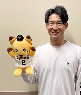 吉川尚輝、松原聖弥両選手のパペット＆グッズを発売 | 読売